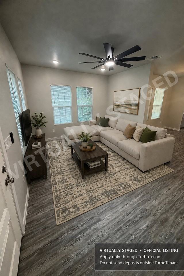 1623 W Ashby Pl - Photo 3 of 35