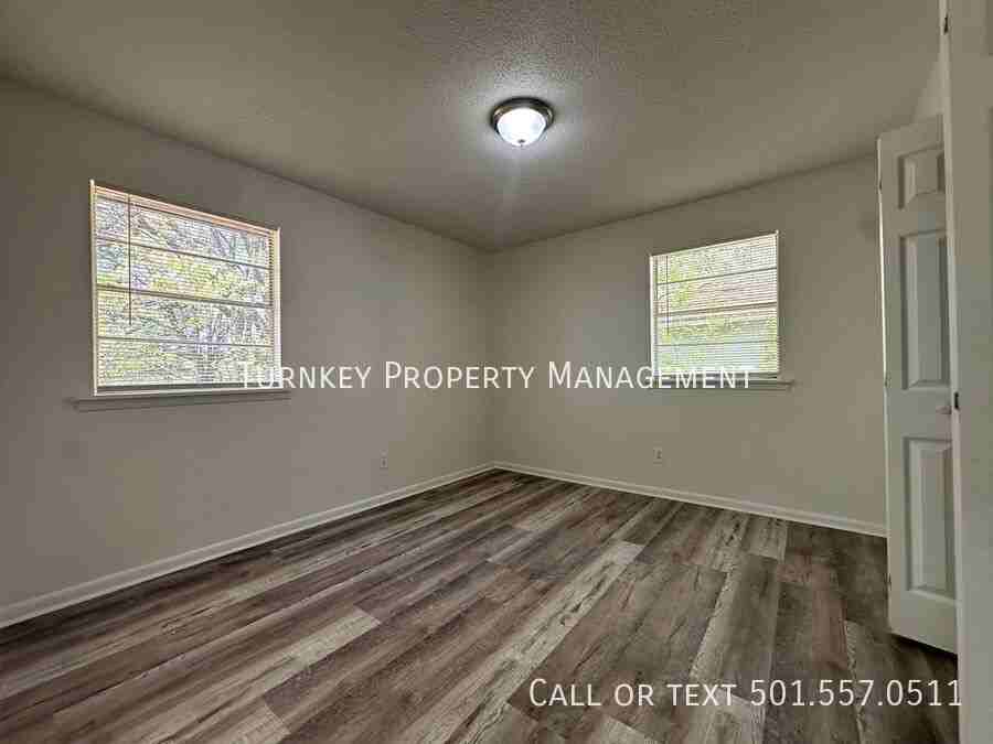 4112 Elam St - Photo 5 of 15