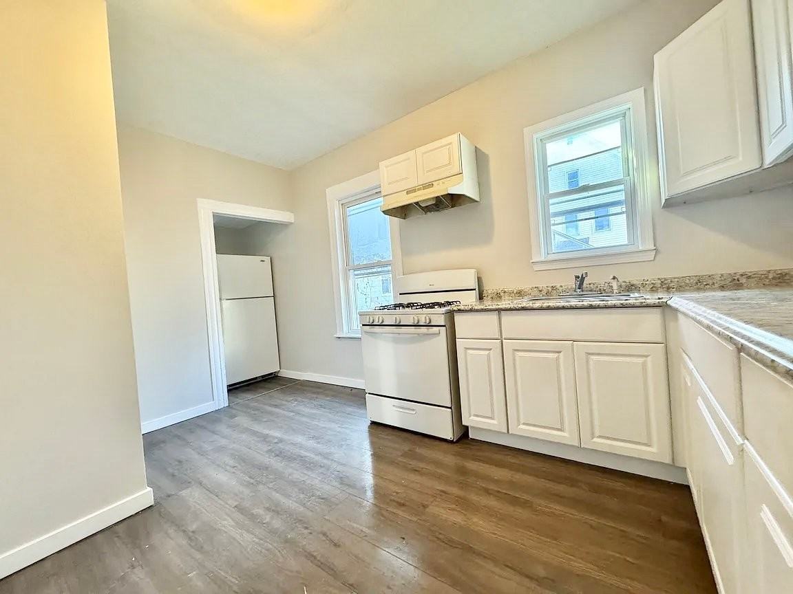 75 Sanford Ave #1 - Photo 2 of 12