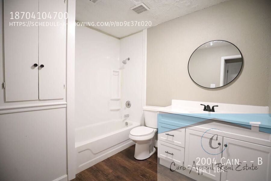 2004 Cain St #B - Photo 7 of 14