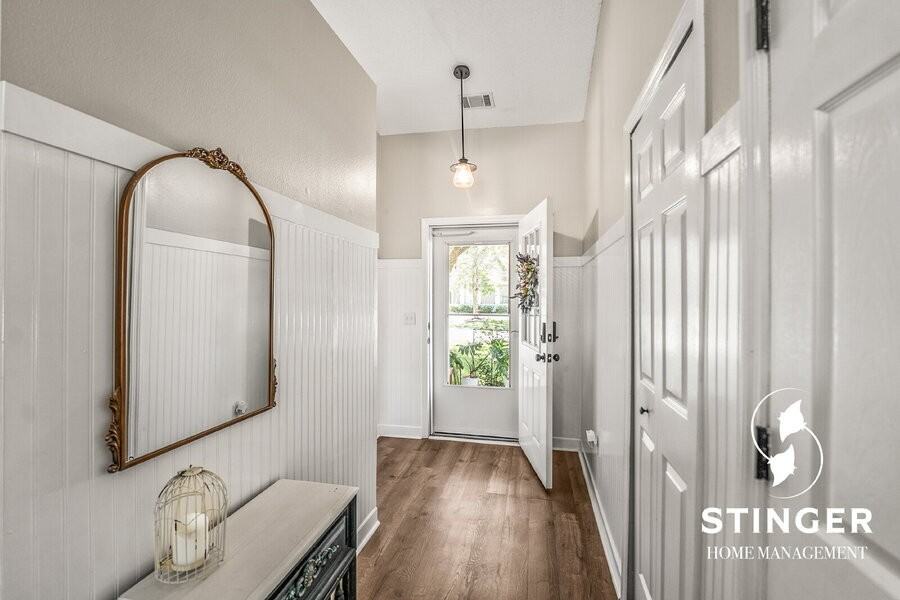 53 Brindlewood Dr - Photo 4 of 35