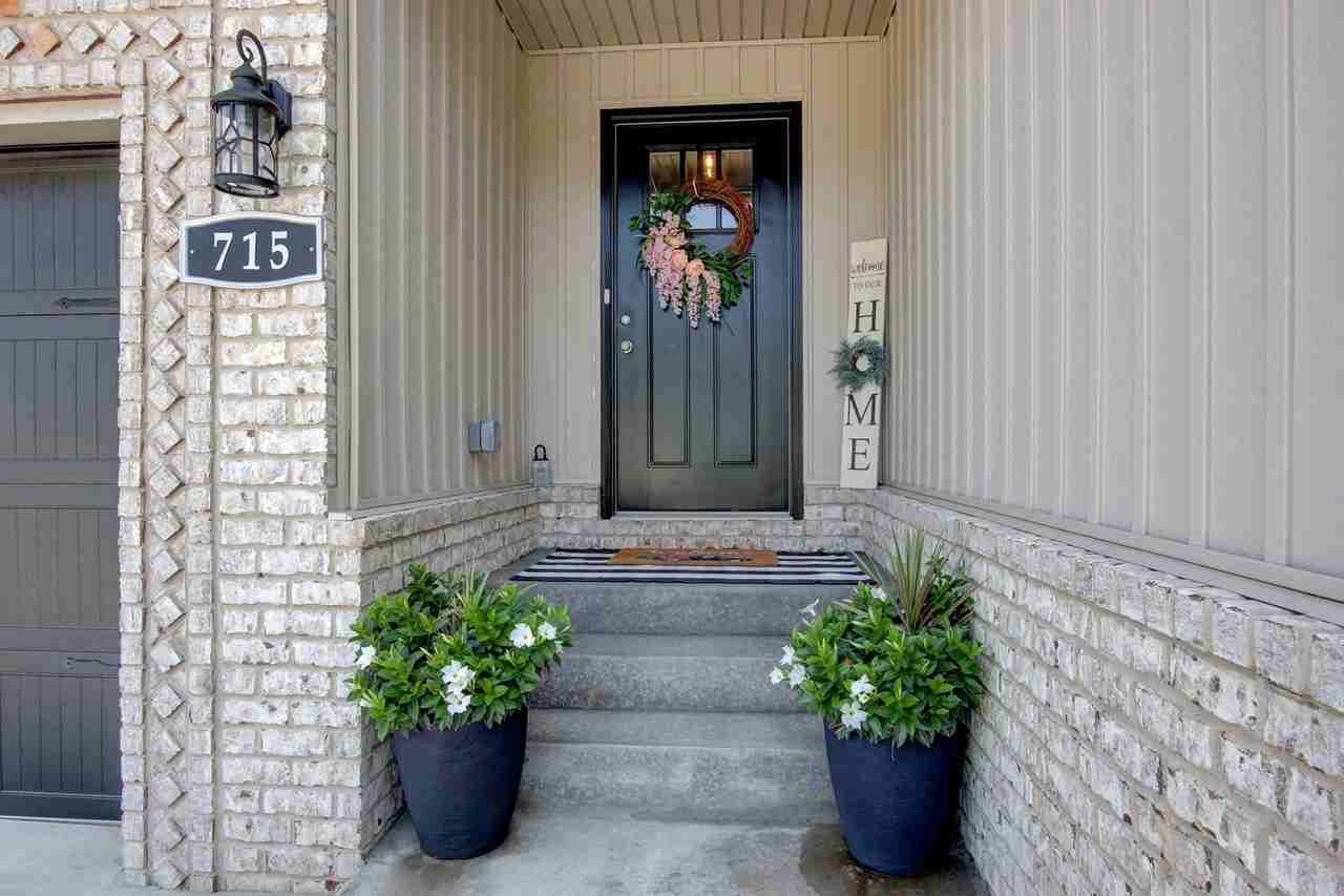 715 Jodine Ann Dr - Photo 5 of 50