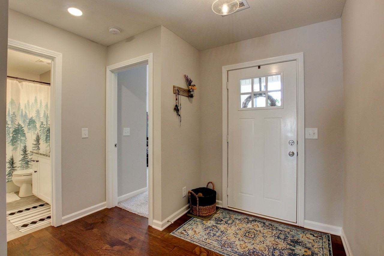 715 Jodine Ann Dr - Photo 6 of 50