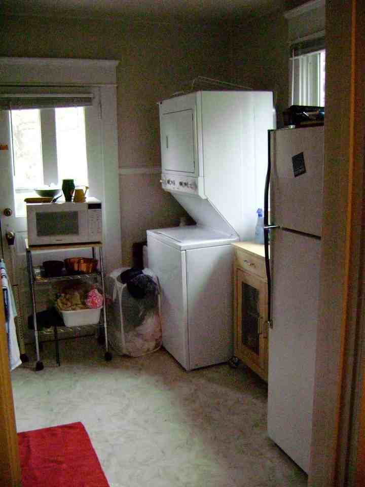 917 Burch Ave #3 - Photo 7 of 8