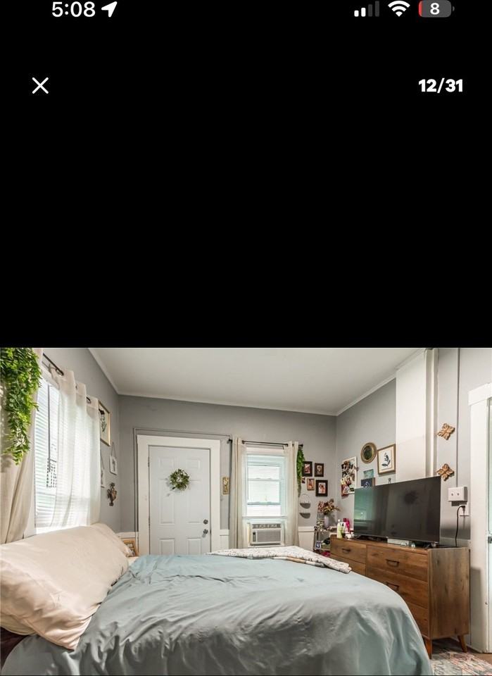 221 Mason St - Photo 3 of 9