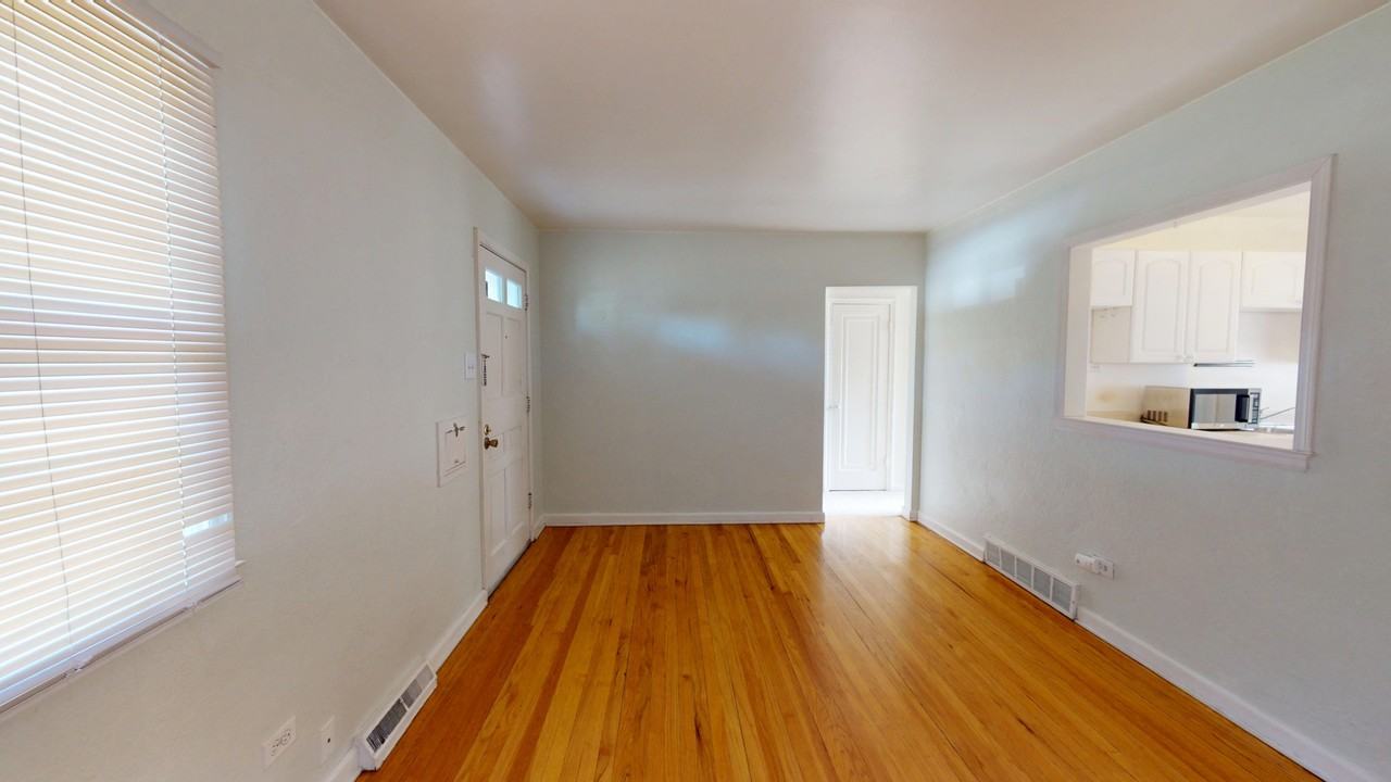 2525 S Clayton St #1 - Photo 4 of 36