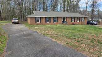 33 Nesbitt St #A - Photo 1 of 1