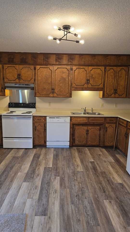 33 Nesbitt St #A - Photo 2 of 14