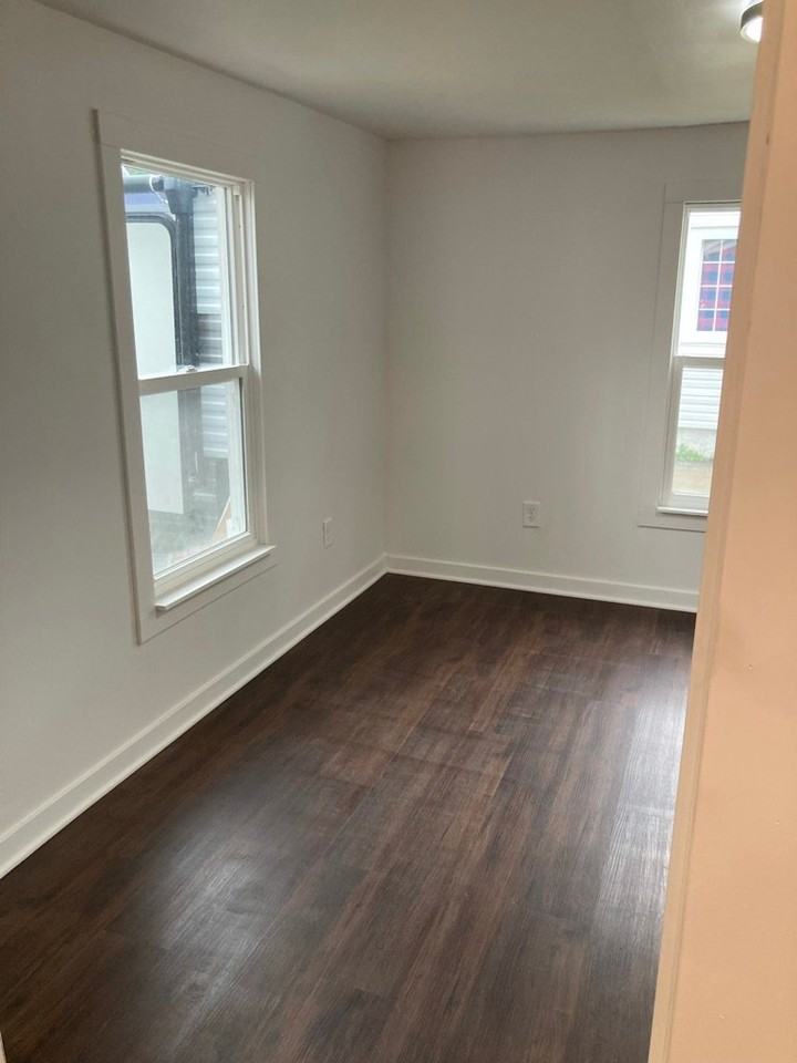 407 Sawyer Rd - Photo 4 of 6