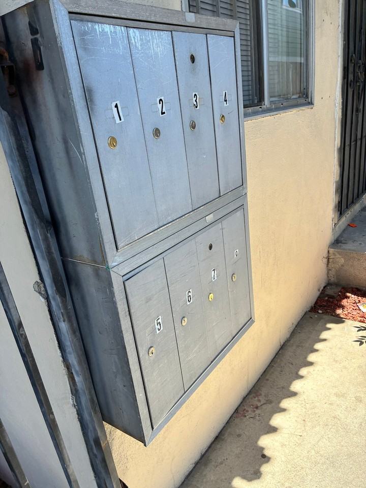 663 Alcatraz Ave #5 - Photo 2 of 13