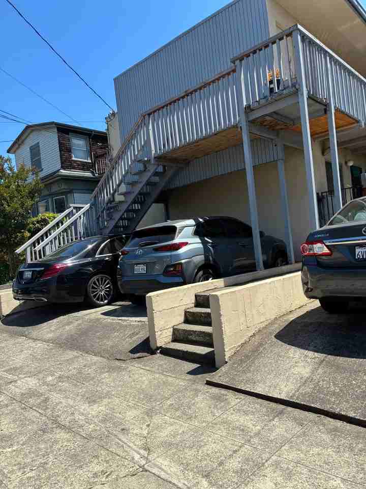 663 Alcatraz Ave #5 - Photo 3 of 13