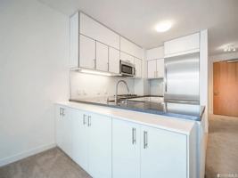 featured image of 318 Spear St #8E
