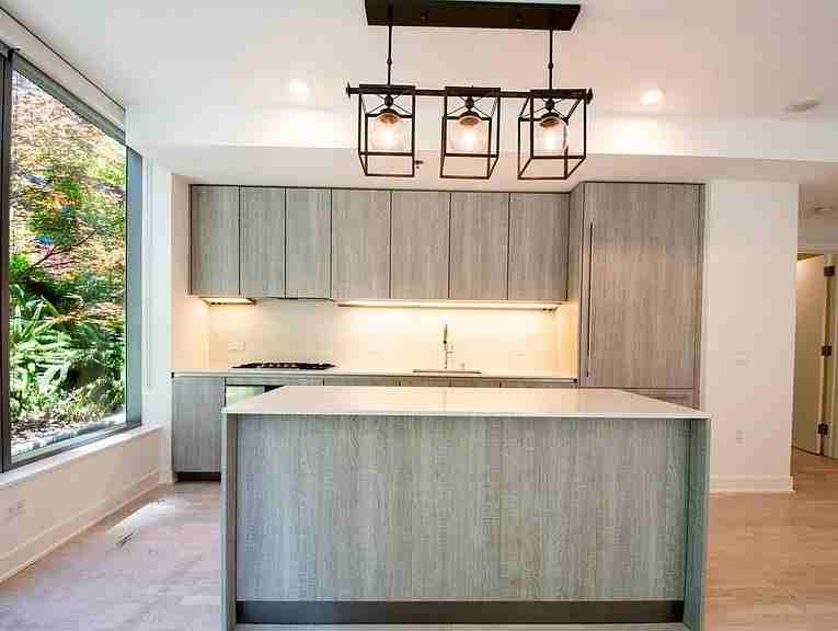 333 Beale Street Plz #3B - Photo 3 of 12