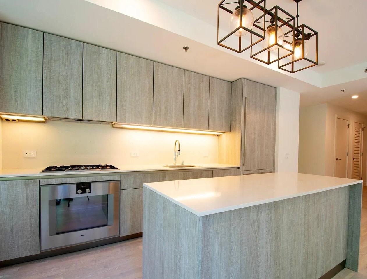 333 Beale Street Plz #3B - Photo 7 of 12