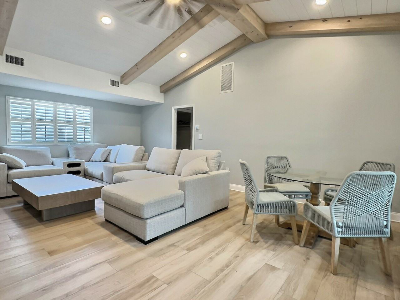 5860 Midnight Pass Rd #40 - Photo 4 of 18
