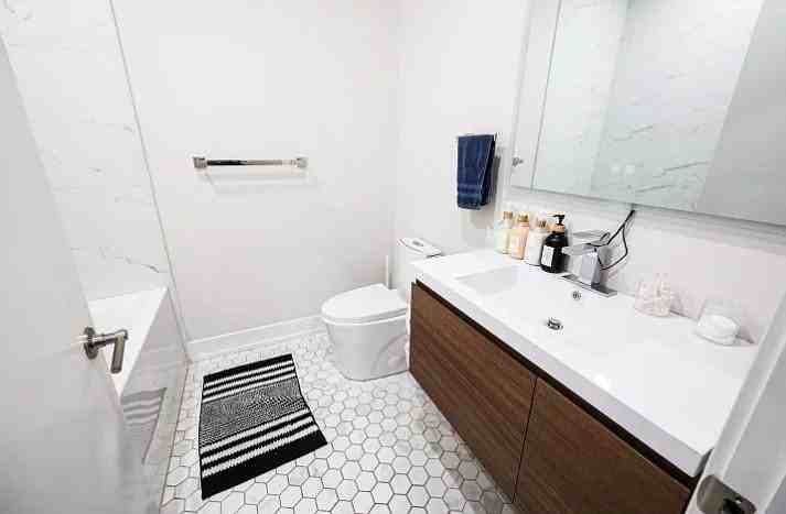 1107 N 41st St - Photo 4 of 5