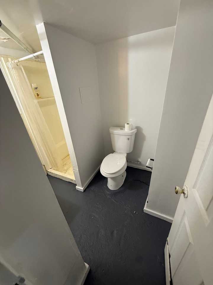 3900 L St - Photo 6 of 7