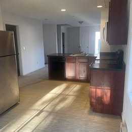 48 Trinity Cir #B - Photo 2 of 11