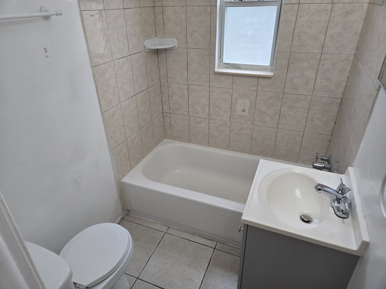 1147 40th St S #1 - Photo 6 of 6