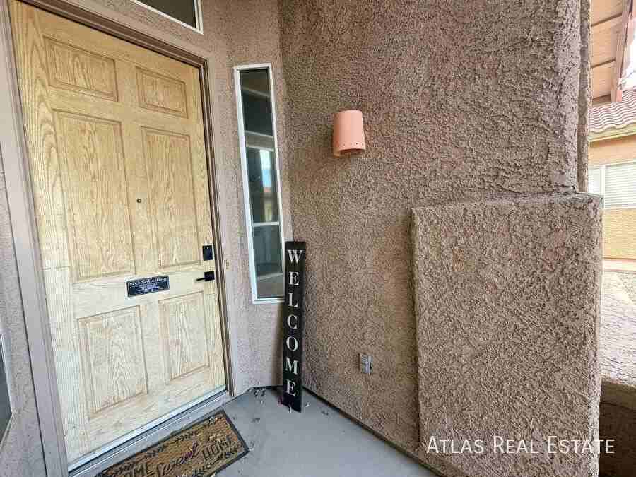 7794 S Trumpet Vine Ave - Photo 3 of 39