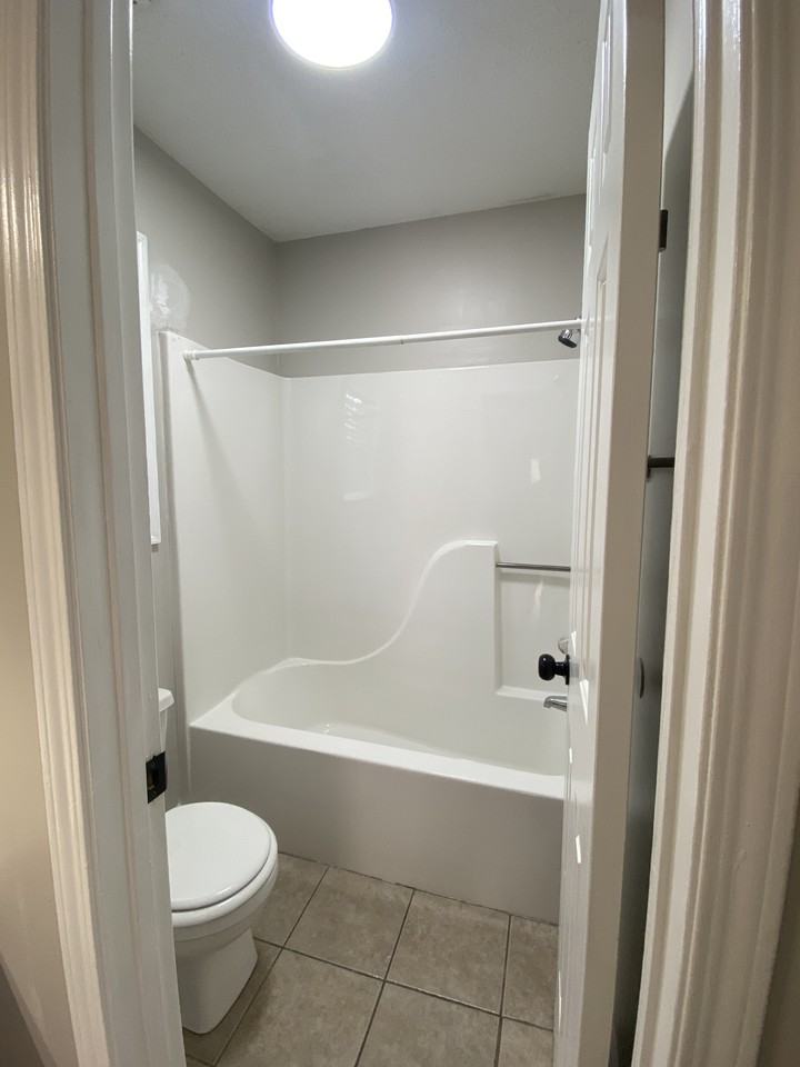 145 Viking Dr #1 - Photo 6 of 10