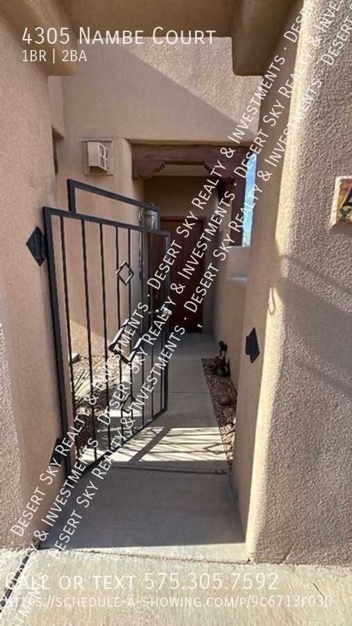 4305 Nambe Ct - Photo 4 of 41