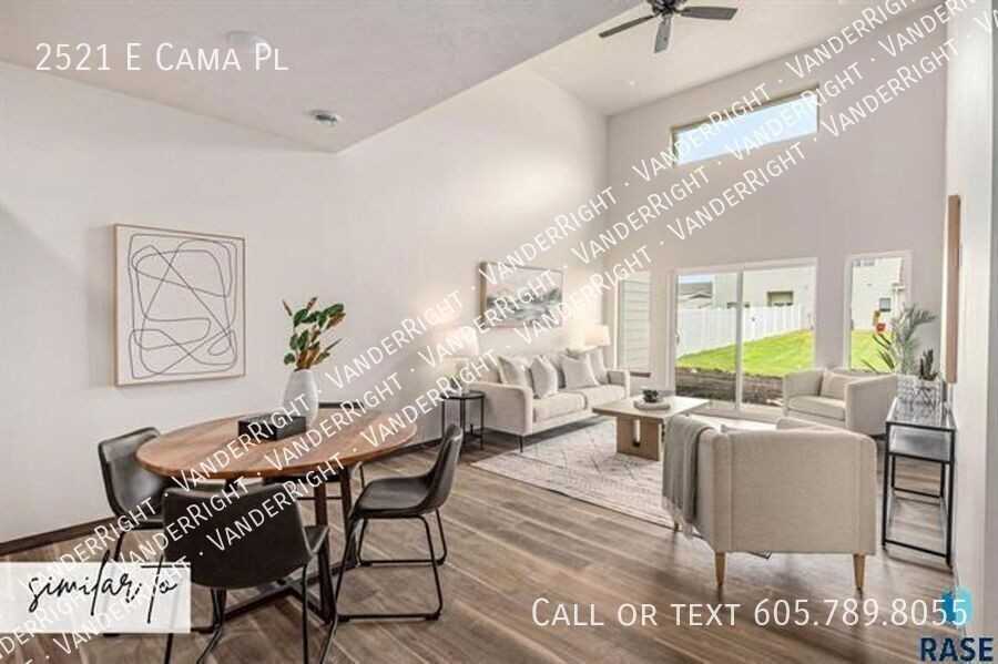 2521 E Cama Pl - Photo 5 of 11
