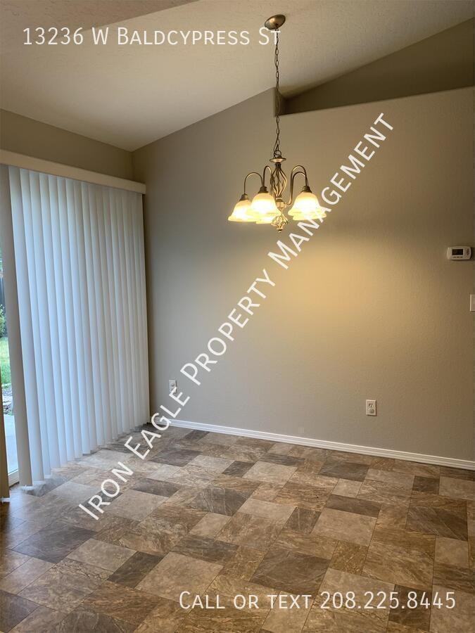 13236 W Baldcypress St - Photo 4 of 13