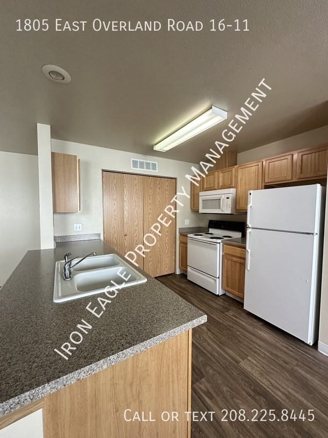 1805 E Overland Rd - Photo 5 of 17