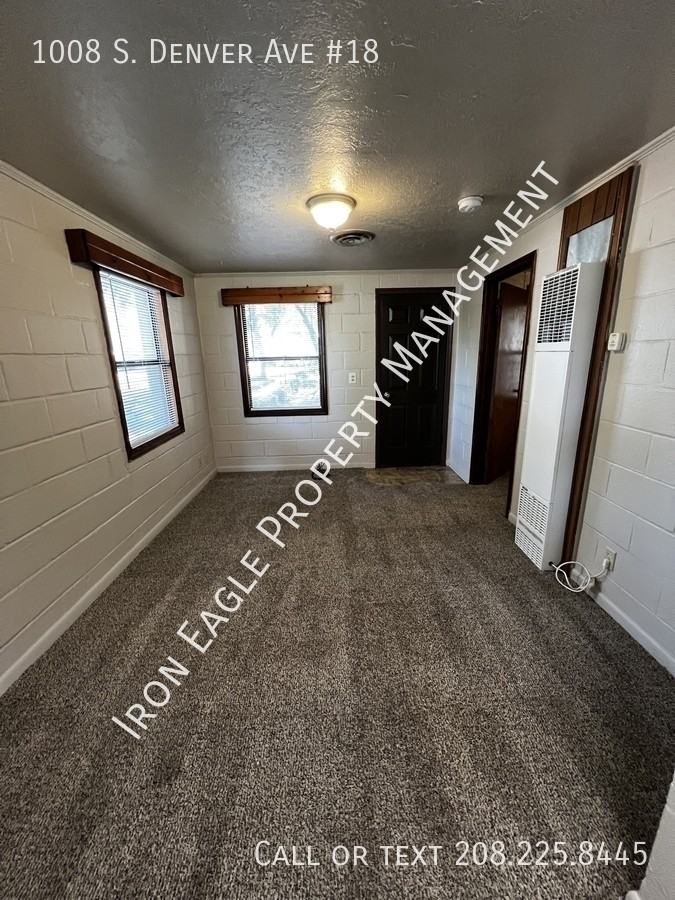 1008 S Denver Ave - Photo 3 of 6