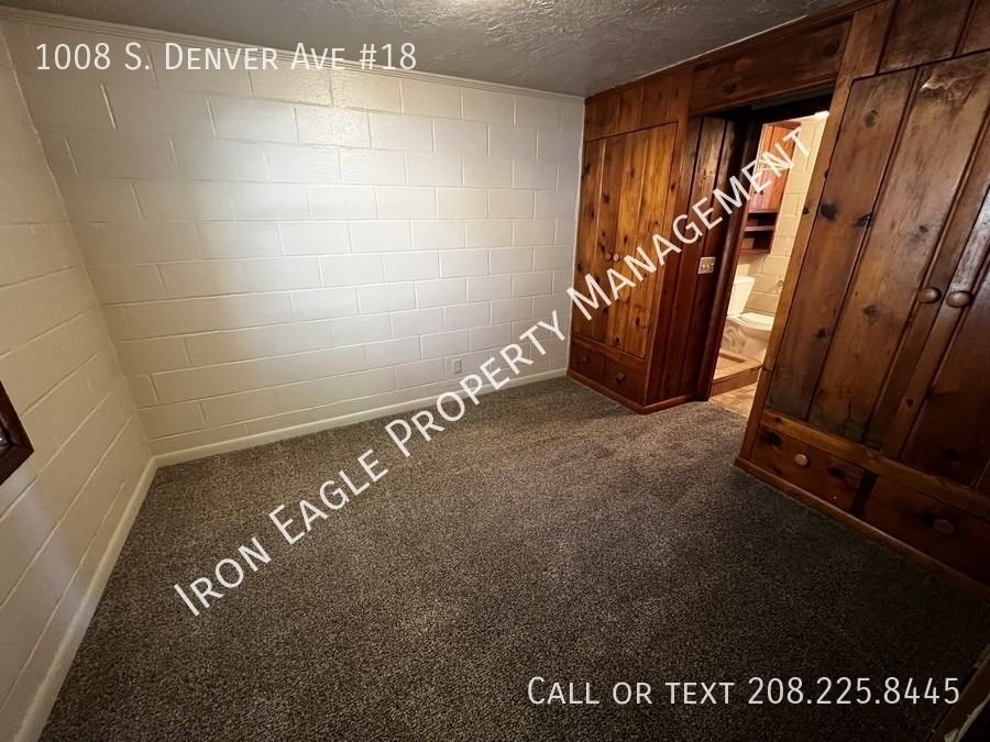 1008 S Denver Ave - Photo 4 of 6