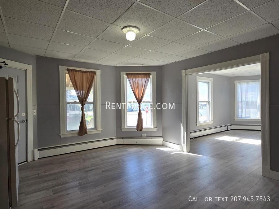131 College Ave #1 - Photo 3 of 8