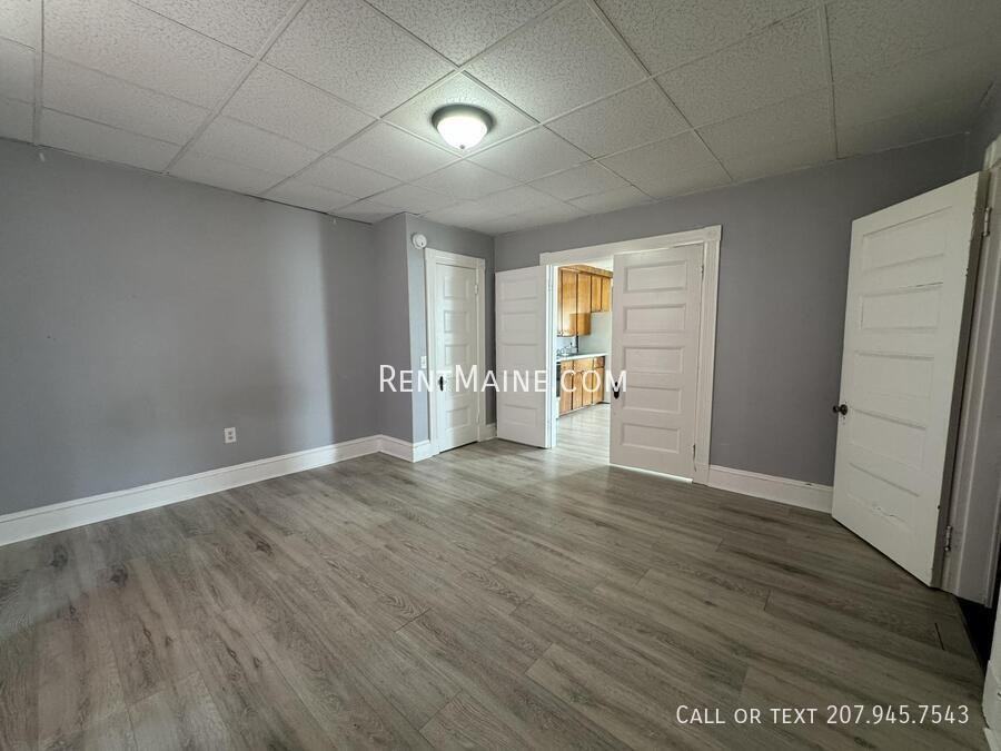 131 College Ave #1 - Photo 4 of 8