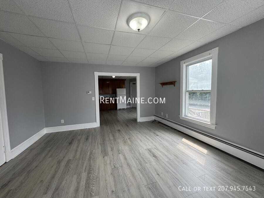 131 College Ave #1 - Photo 5 of 8