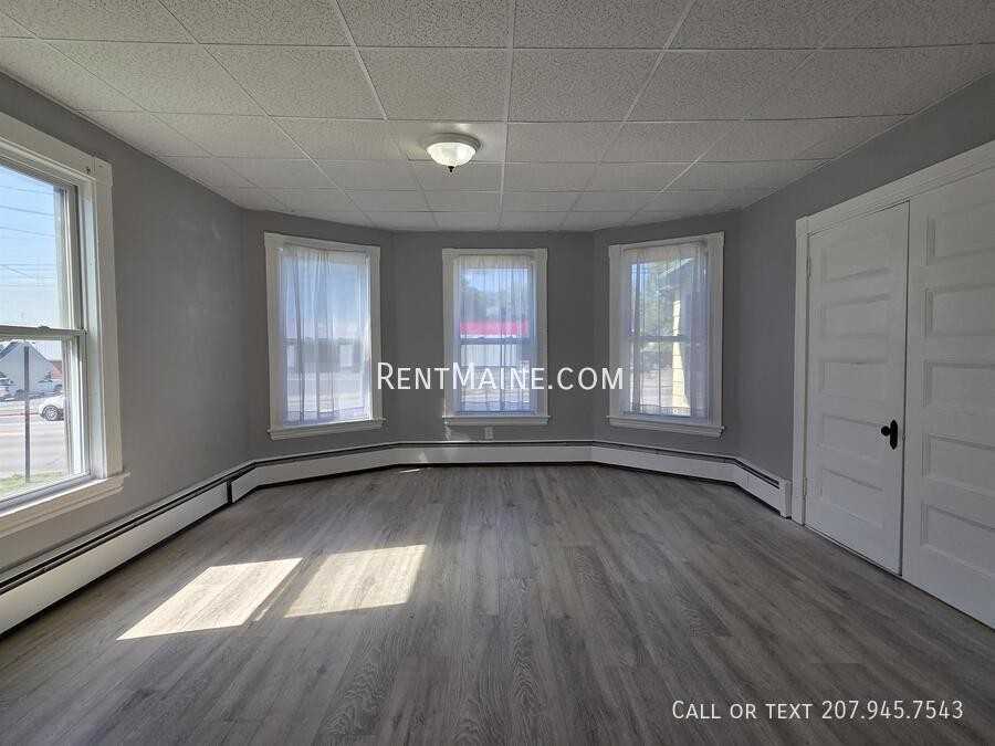 131 College Ave #1 - Photo 6 of 8
