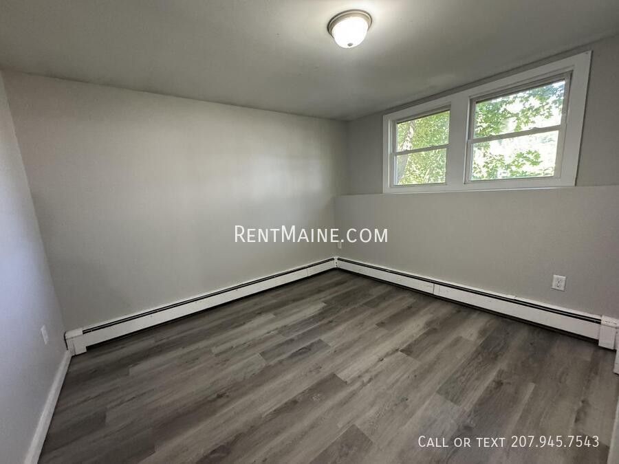206 Maine Ave #4 - Photo 6 of 11