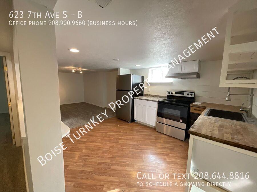 623 7th Ave S #B - Photo 2 of 27