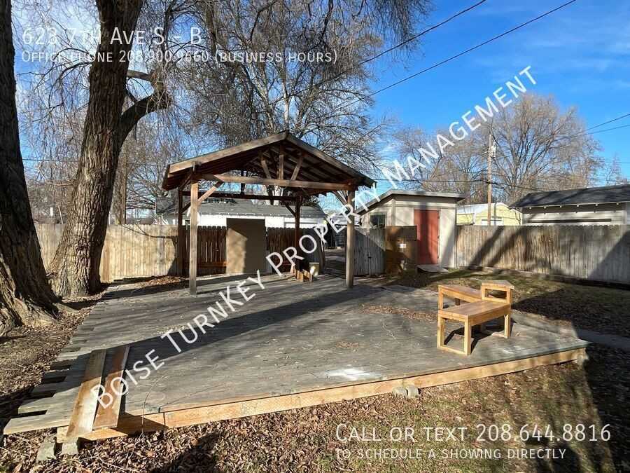 623 7th Ave S #B - Photo 7 of 27