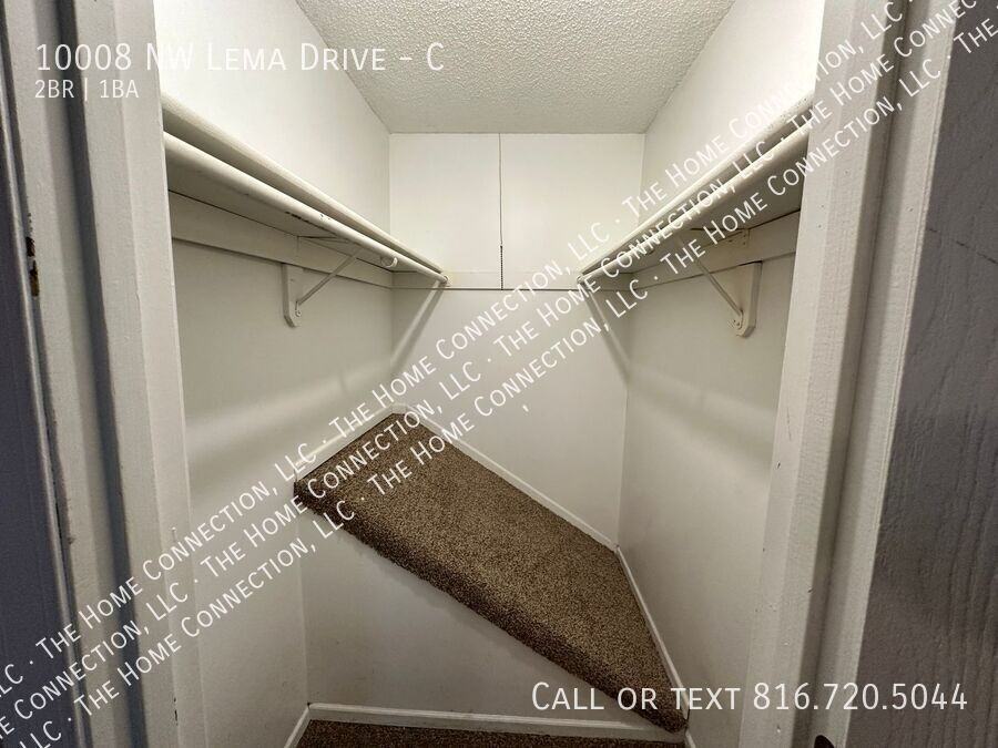 10008 Nw Lema Dr #C - Photo 7 of 14