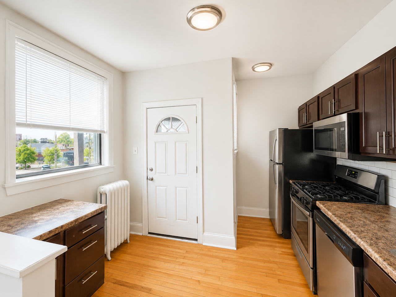2348 W Addison St #D3
