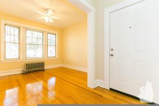 1613 W Berteau Ave #3 - Photo 1 of 1