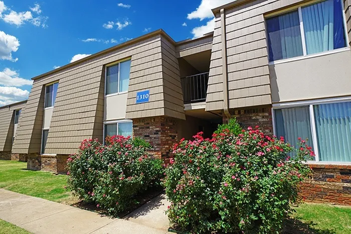 1312 N Midwest Blvd #31C - Photo 3 of 50