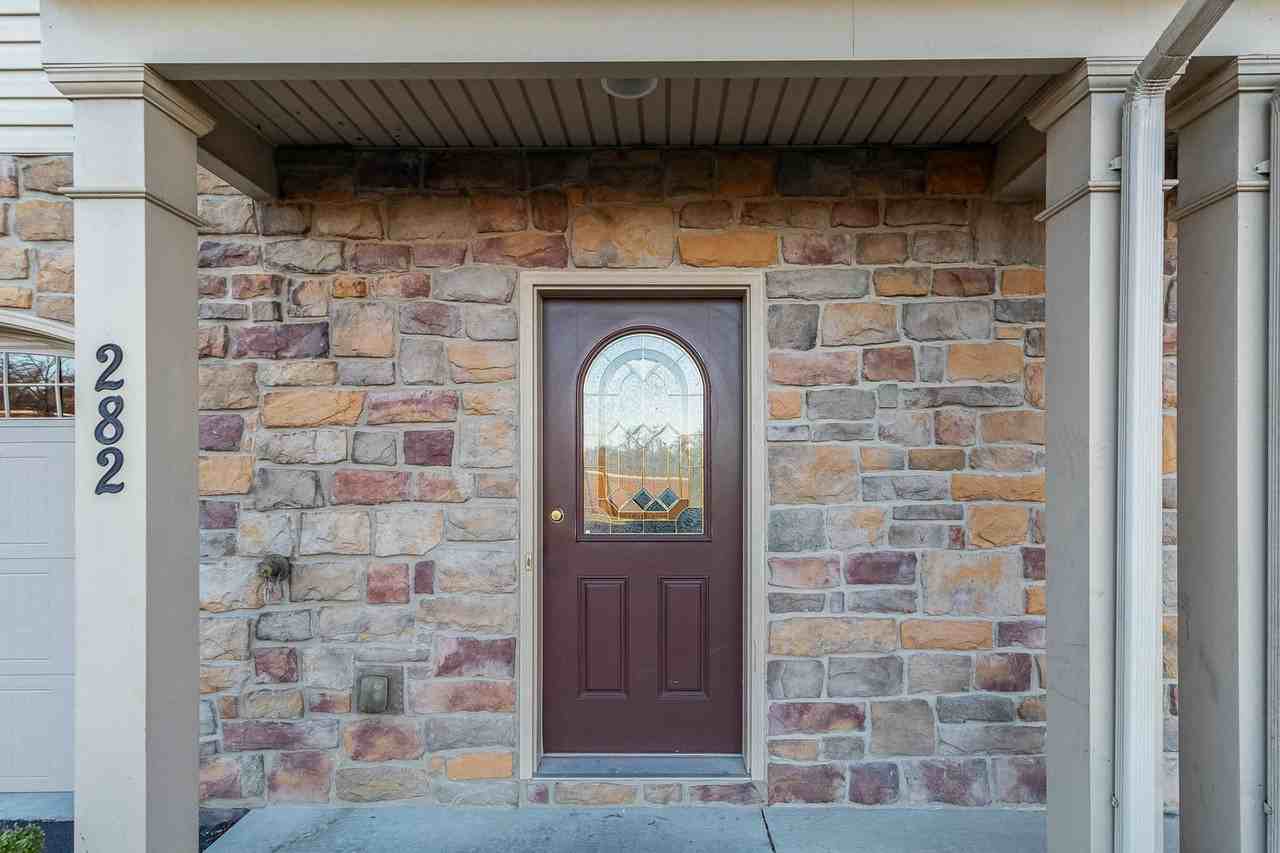 282 Fieldstone Ct - Photo 4 of 27