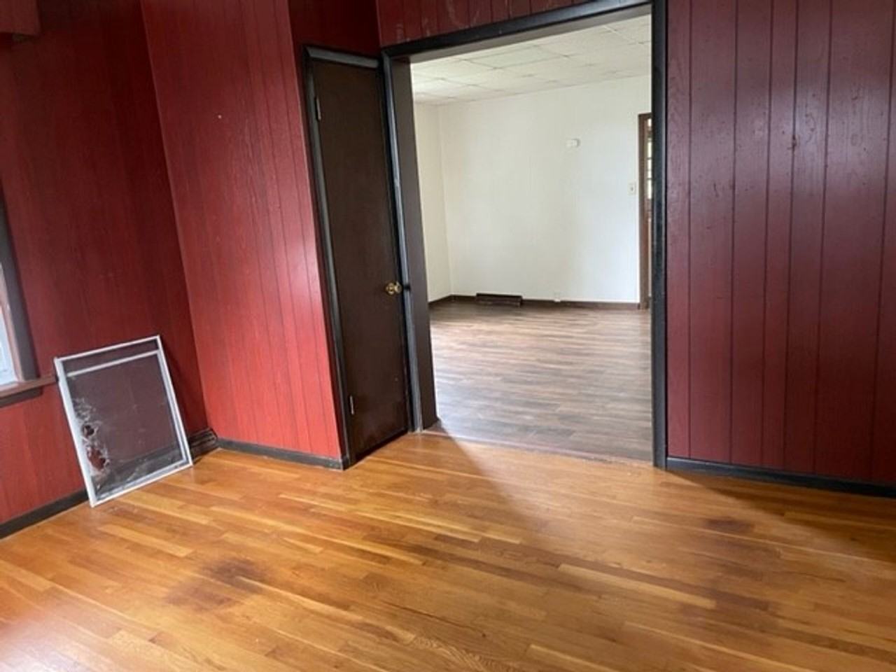 2717 Butler St - Photo 2 of 16