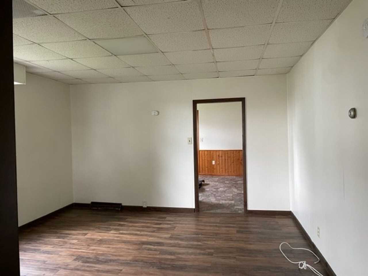 2717 Butler St - Photo 4 of 16