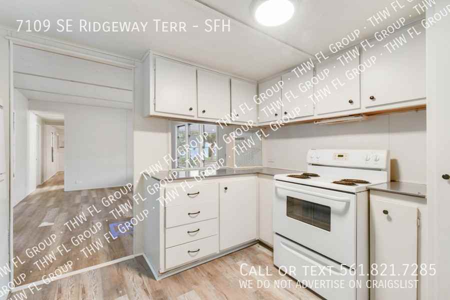7109 Se Ridgeway Ter #SFH - Photo 5 of 16