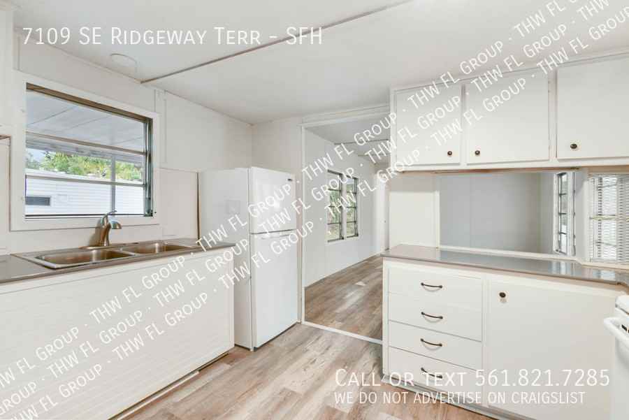 7109 Se Ridgeway Ter #SFH - Photo 6 of 16
