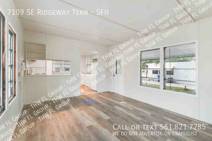 7109 Se Ridgeway Ter #SFH - Photo 4 of 5