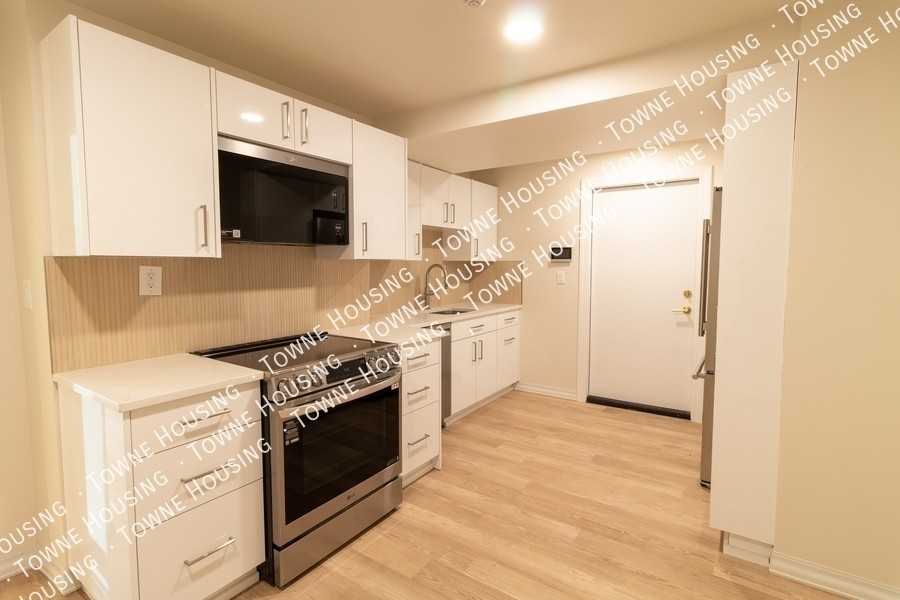 15 N Pearl St #1 - Photo 2 of 36