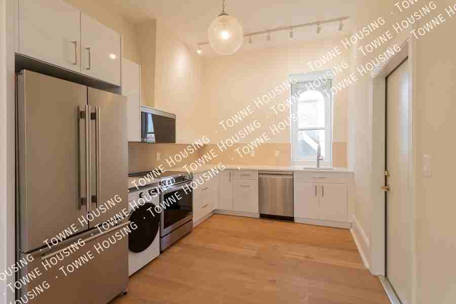 17 N Pearl St #4 - Photo 5 of 14